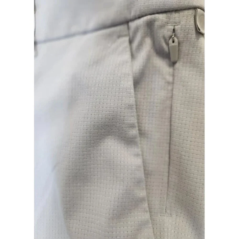 Lululemon Men's Grey-Biege Athleisure Pants Size 31